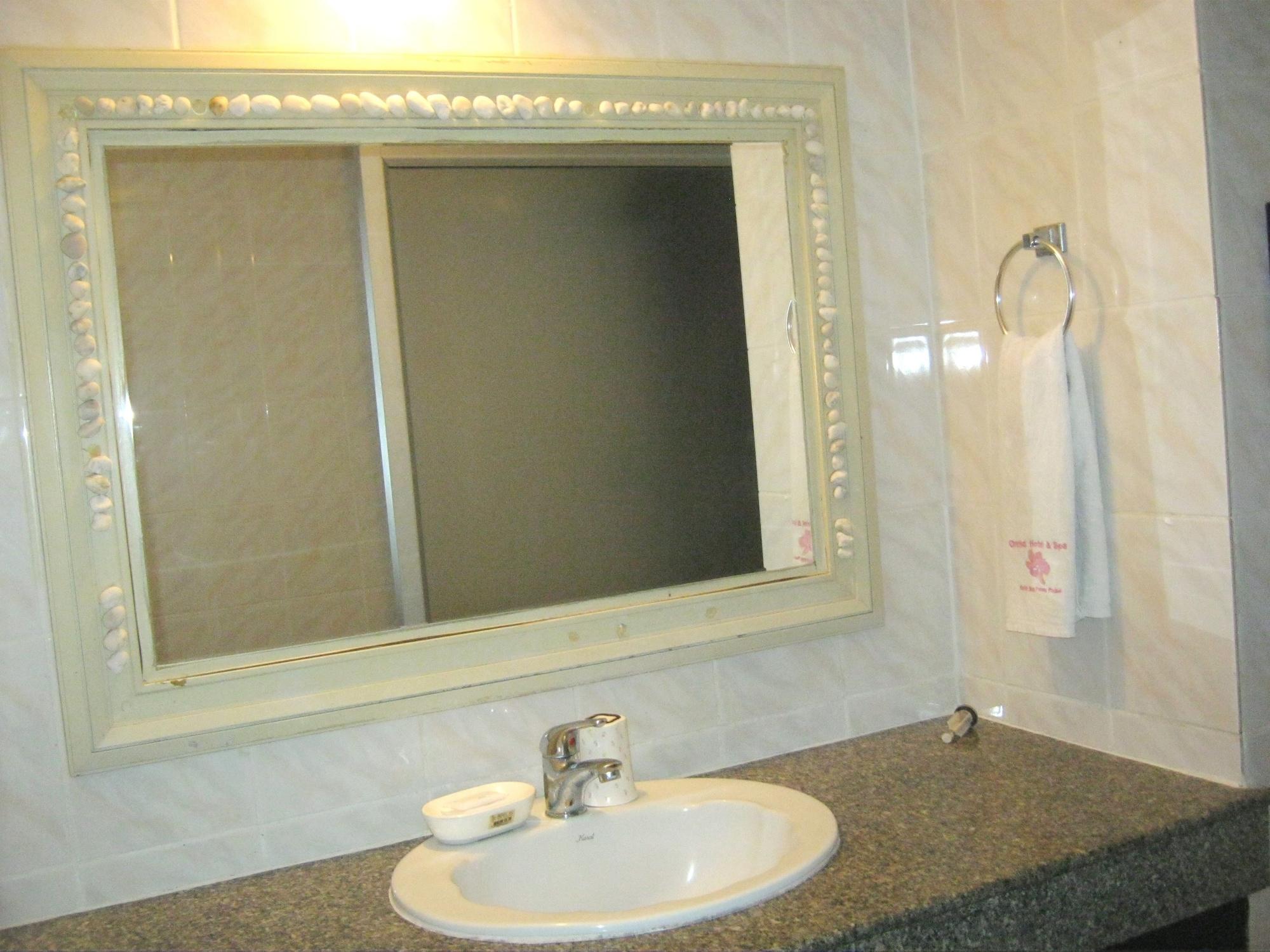 The Orchid Hotel Kalim Bay Patong Esterno foto