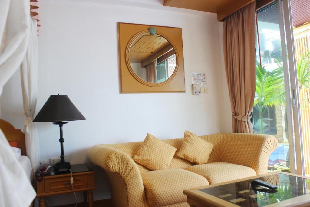 The Orchid Hotel Kalim Bay Patong Esterno foto