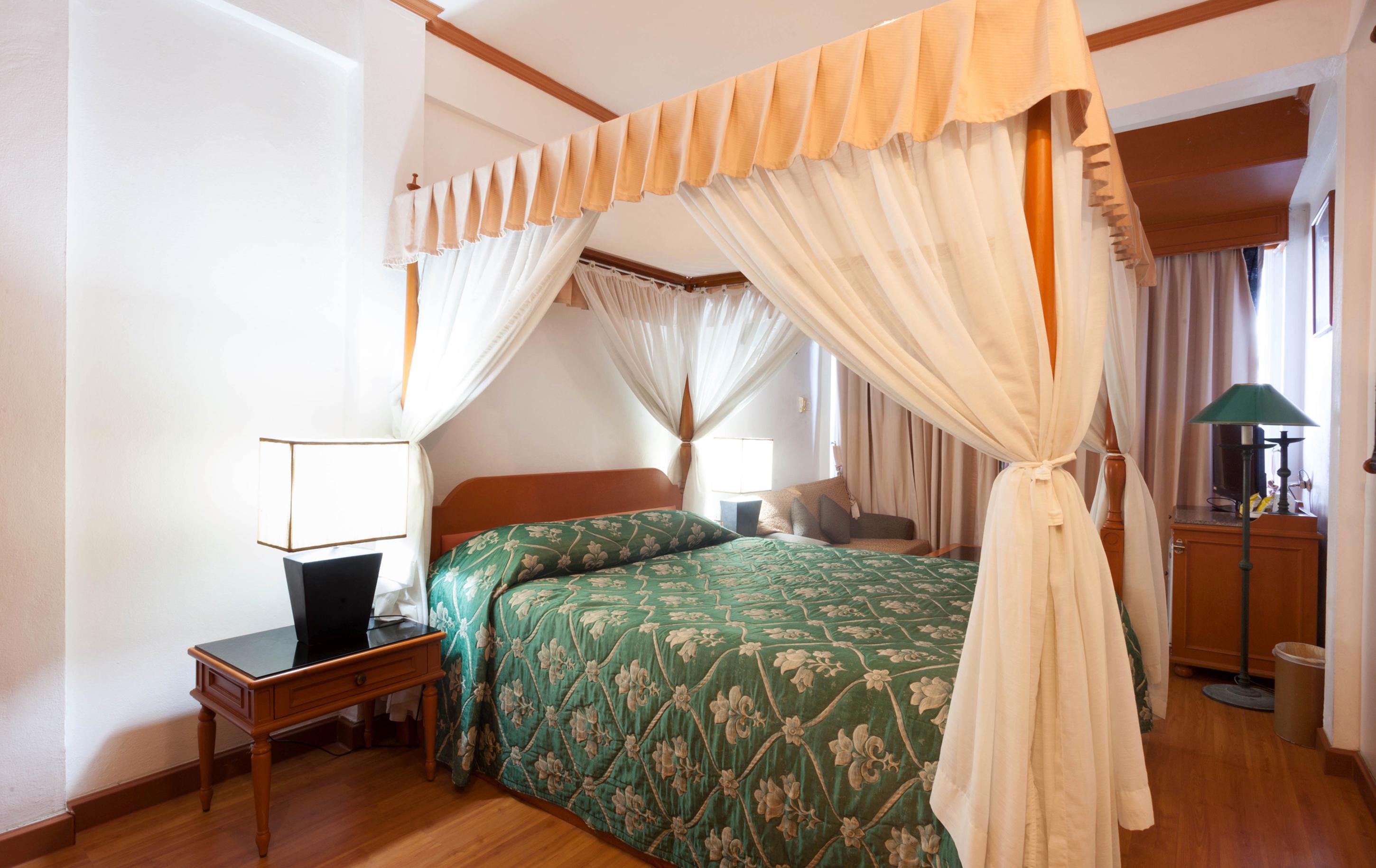 The Orchid Hotel Kalim Bay Patong Esterno foto