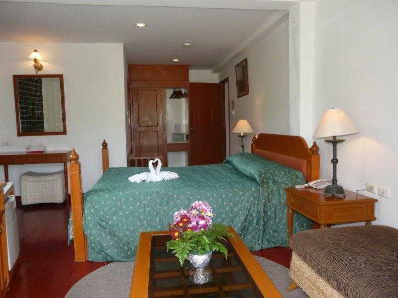 The Orchid Hotel Kalim Bay Patong Esterno foto